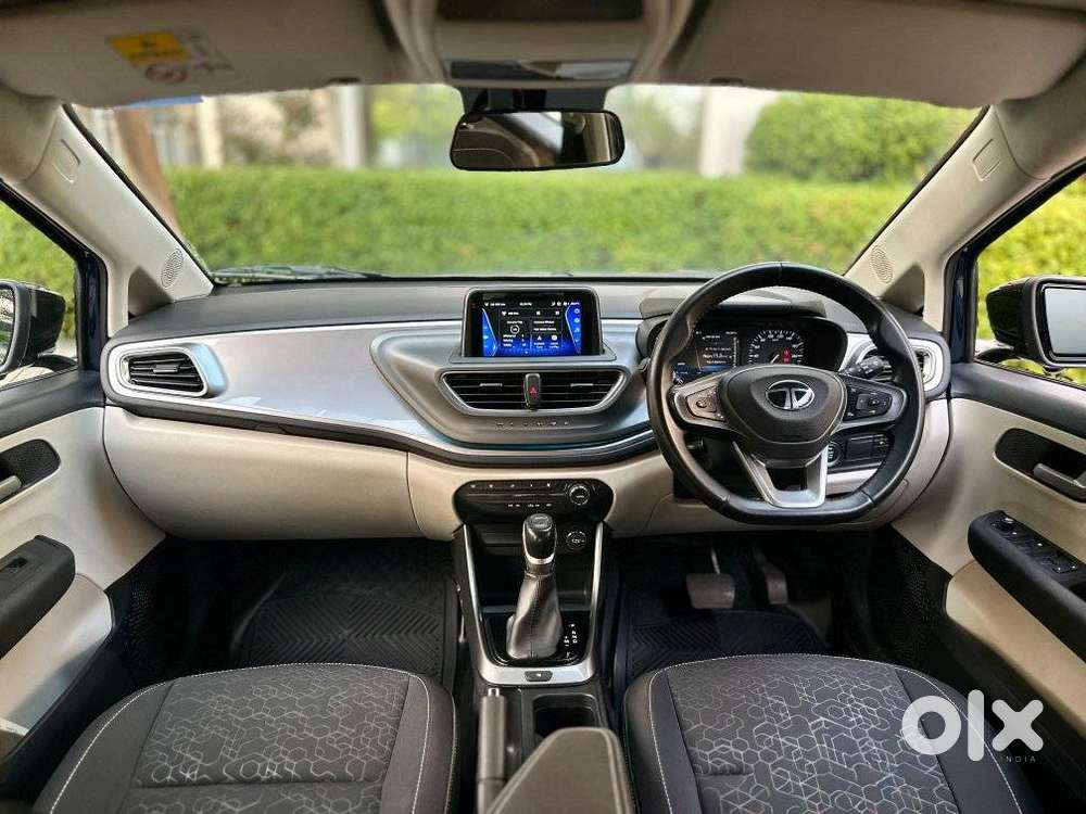 Tata Altroz 1.2 Xza Plus, 2024, Petrol