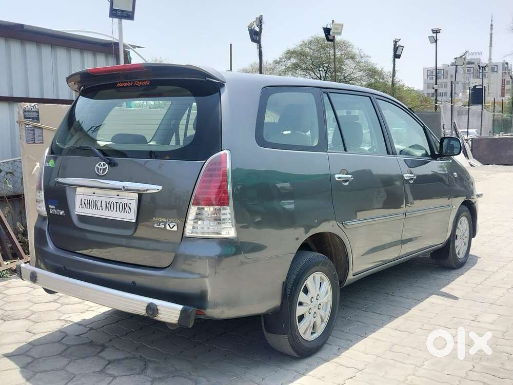 Toyota Innova 2.5 Vx 7 Str, 2010, Diesel