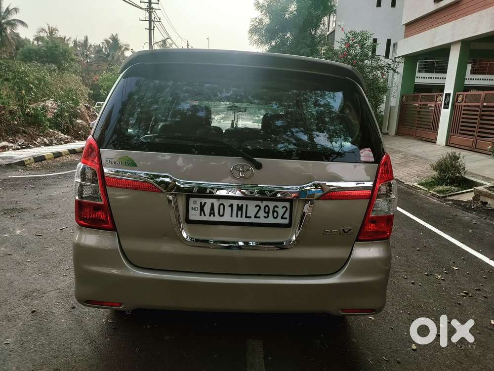 Toyota Innova 2.5 V 8 Str, 2014, Diesel