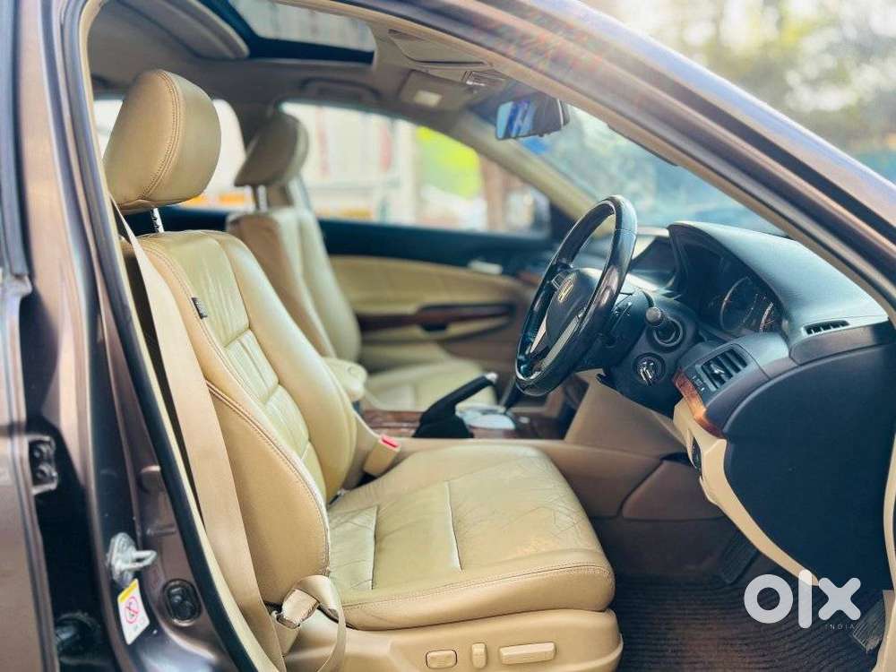 Honda Accord 2.4 Elegance Automatic, 2011, Petrol