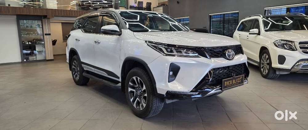 Toyota Fortuner Legender 4x2 At 2.8, 2024, Diesel