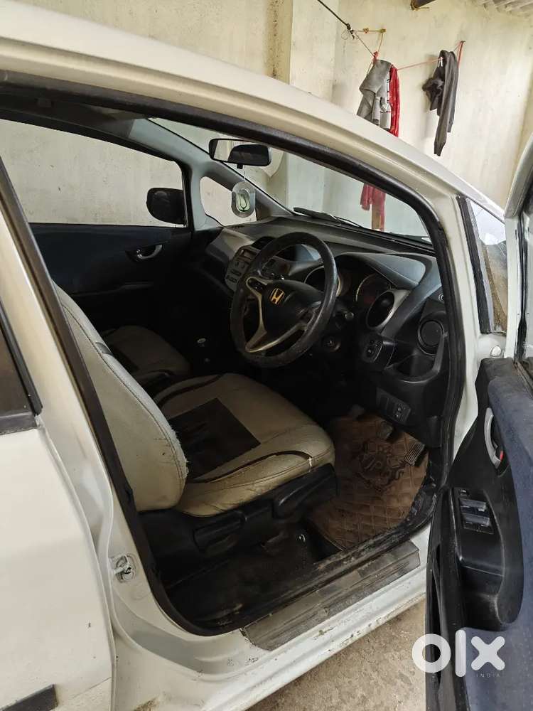 Honda Jazz 2012 Edition Select I-vtec