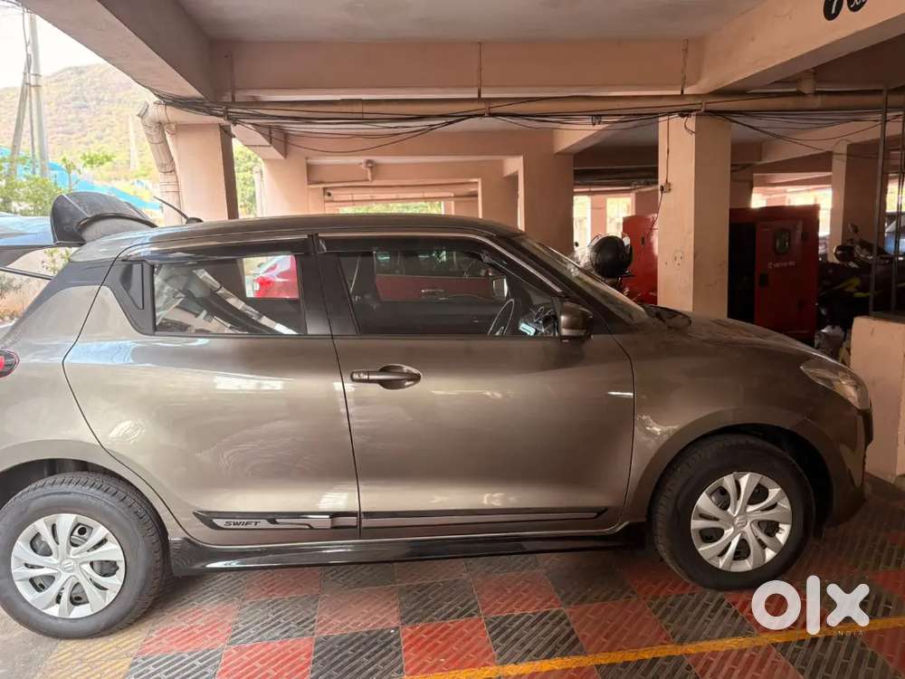 Maruti Suzuki Swift 2024 Petrol 2000 Km Driven