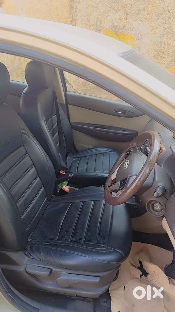 Hyundai I20 Asta Petrol 2010 – Top End – Well Maintained