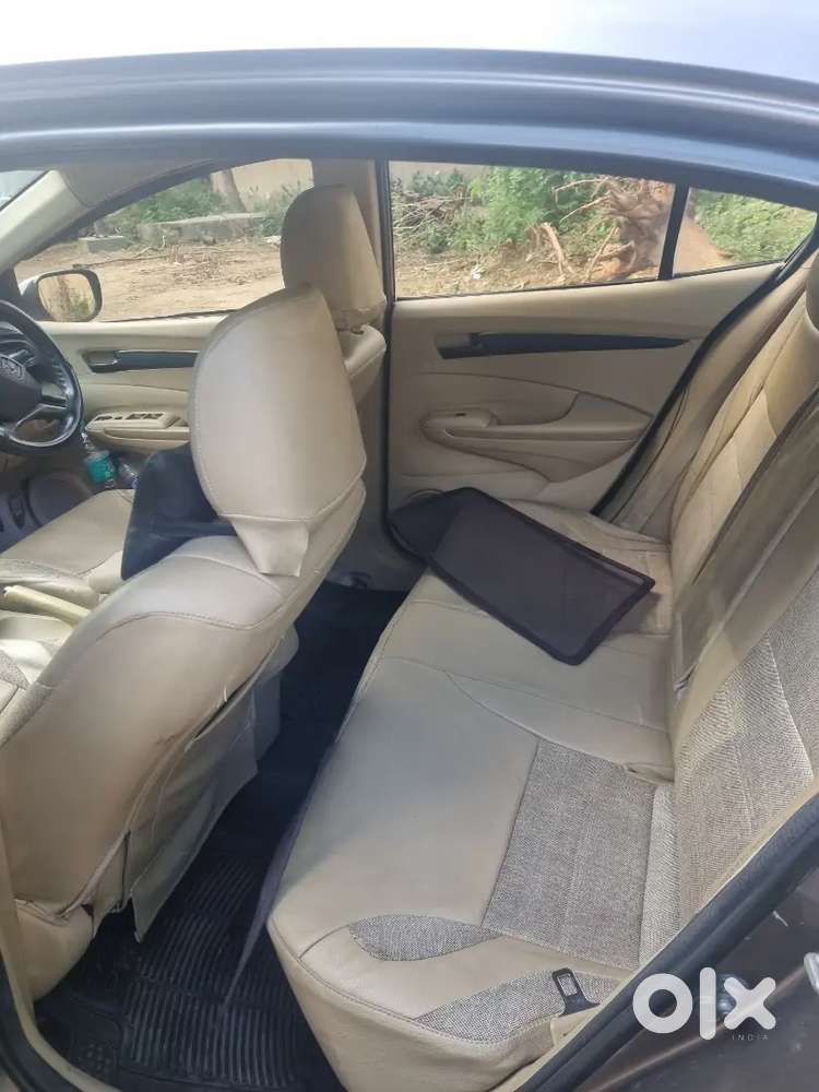 Honda City Zx 2012 Cng & Hybrids 82000 Km Driven