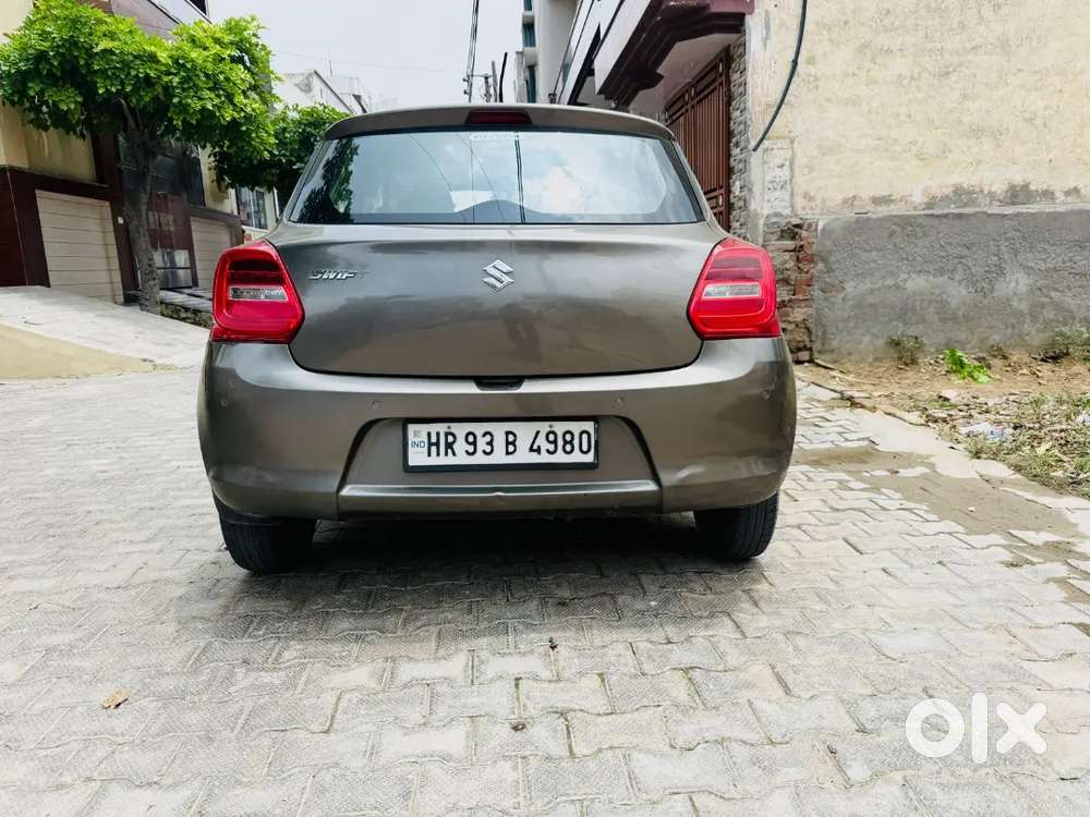 Maruti Suzuki Swift Vxi 2021