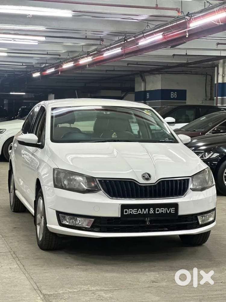 Skoda Rapid 1.6 Mpi At Ambition, 2017, Petrol