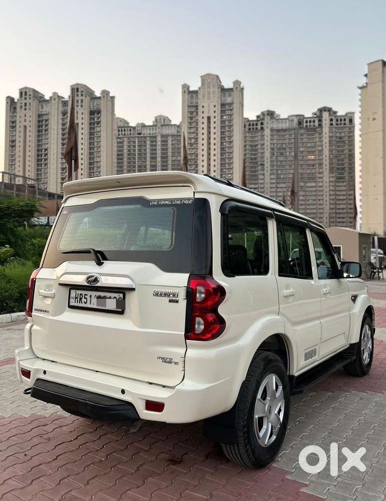 Mahindra Scorpio Classic S7 2018