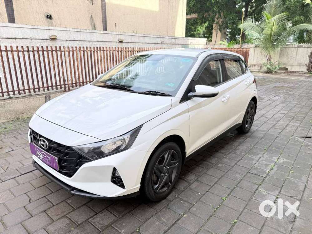 Hyundai I20 Sportz 1.2 Ivt, 2023, Petrol