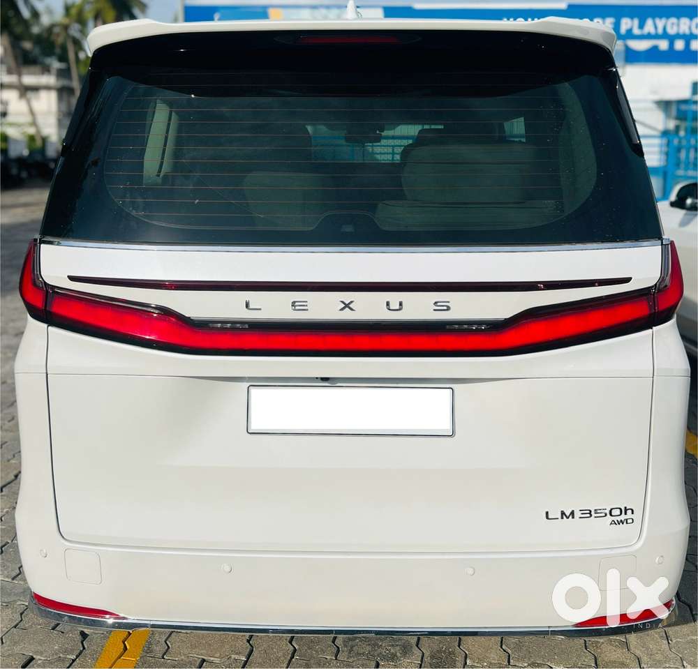 Lexus Lm 30, 2025, Petrol