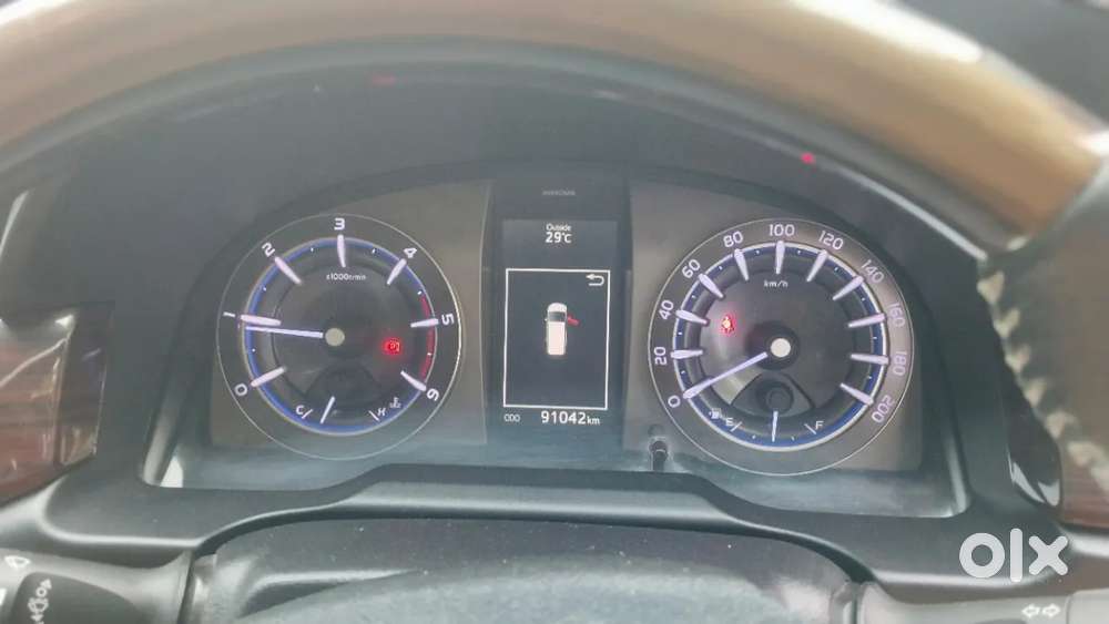 Toyota Innova Crysta [2020-ongoing] 2.4 Zx 7 Str, 2022, Diesel