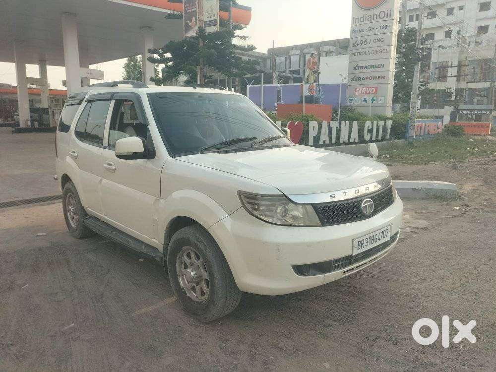 Tata Safari Storme Lx, 2013, Diesel