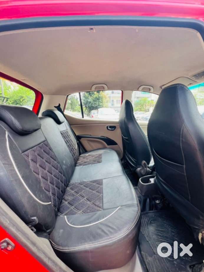 Hyundai I10 Sportz At, 2011, Petrol