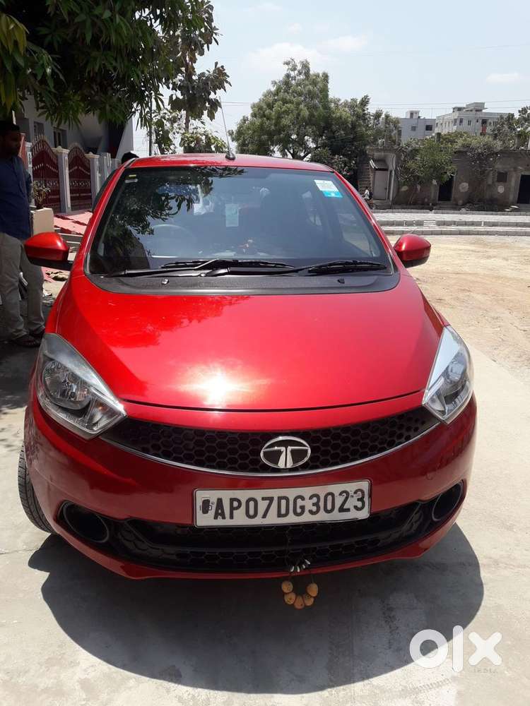 Tata Tiago Petrol 2017