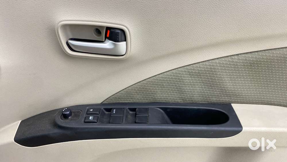 Maruti Suzuki Celerio Zxi At, 2017, Petrol