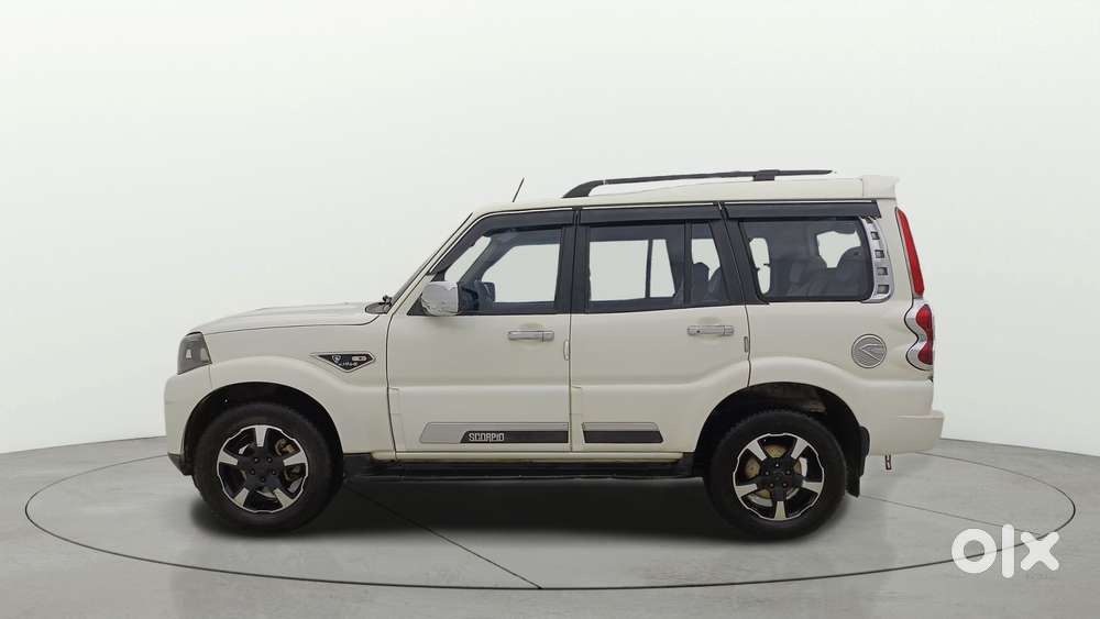 Mahindra Scorpio Classic 2.2 S 11 Mt 7 Str, 2023, Diesel