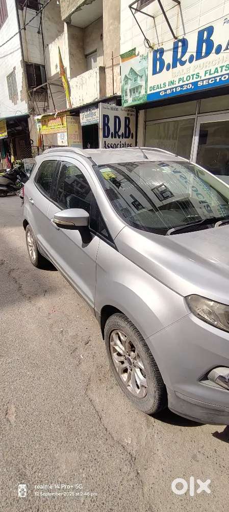 Ford Ecosport 2015 Petrol 68000 Km Driven