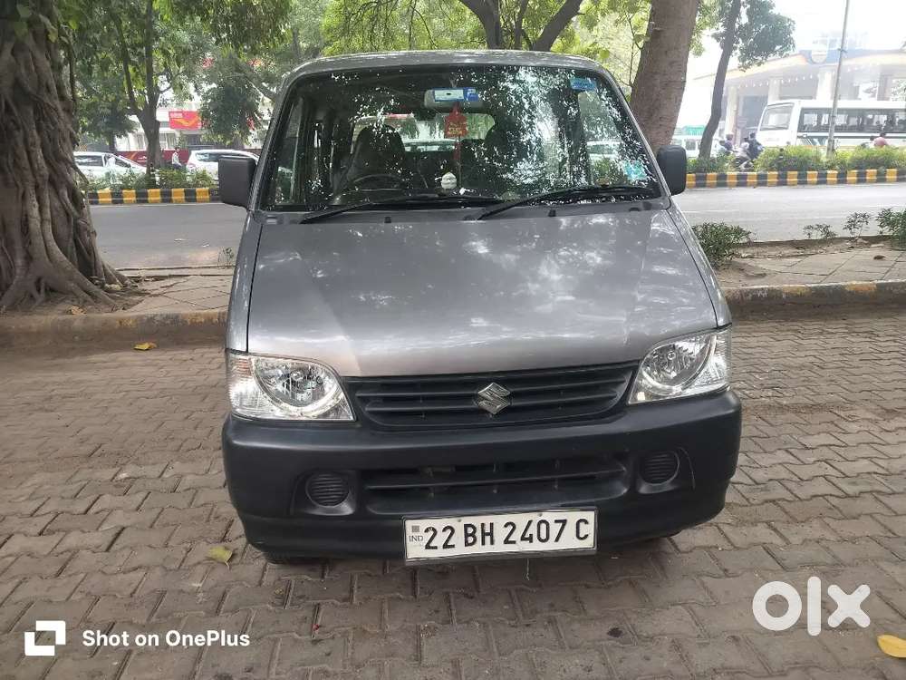 Maruti Suzuki Eeco 2022 Cng & Hybrids 68427 Km Driven