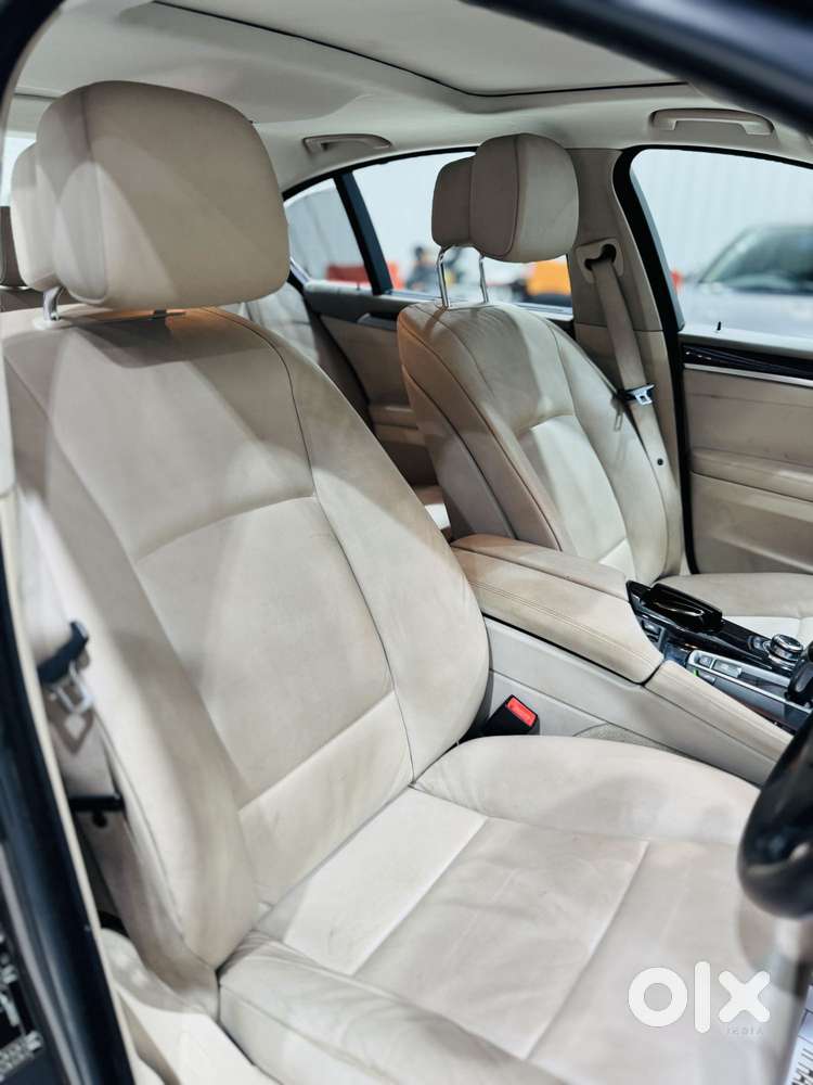 Bmw 5 Series 523i Sedan, 2010, Petrol