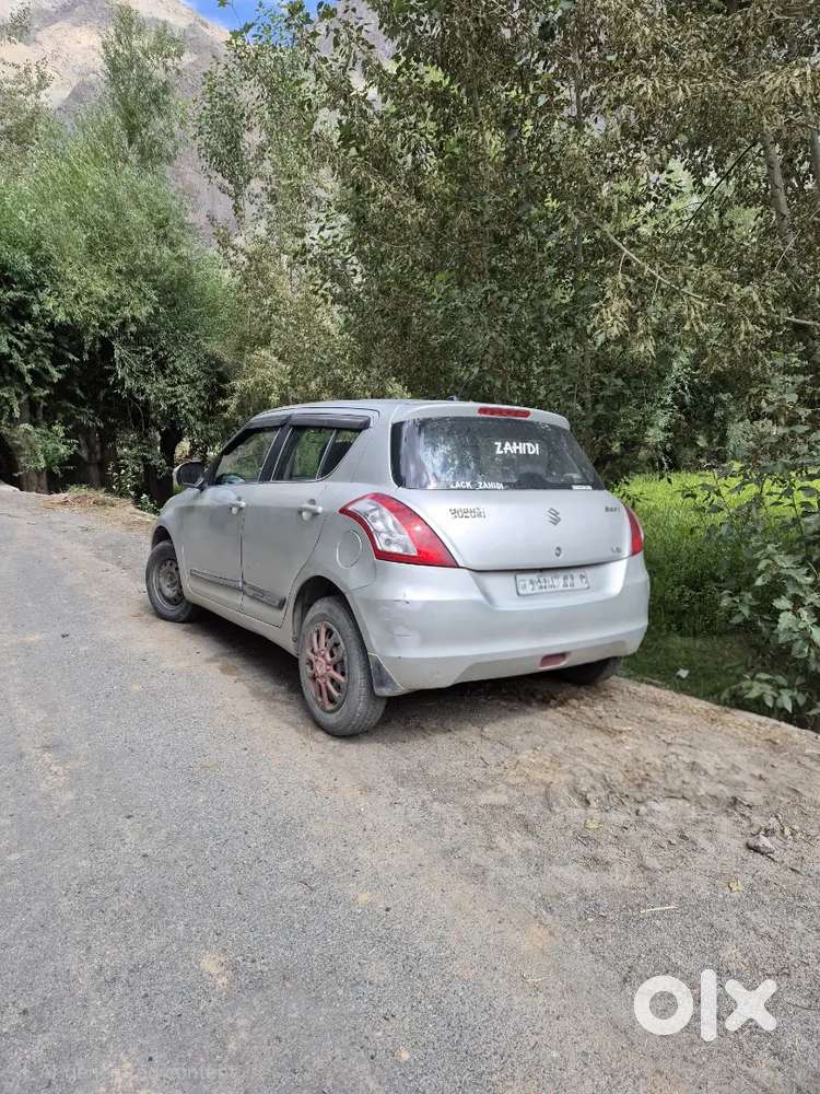 Maruti Suzuki Swift 2017 Petrol 100000 Km Driven