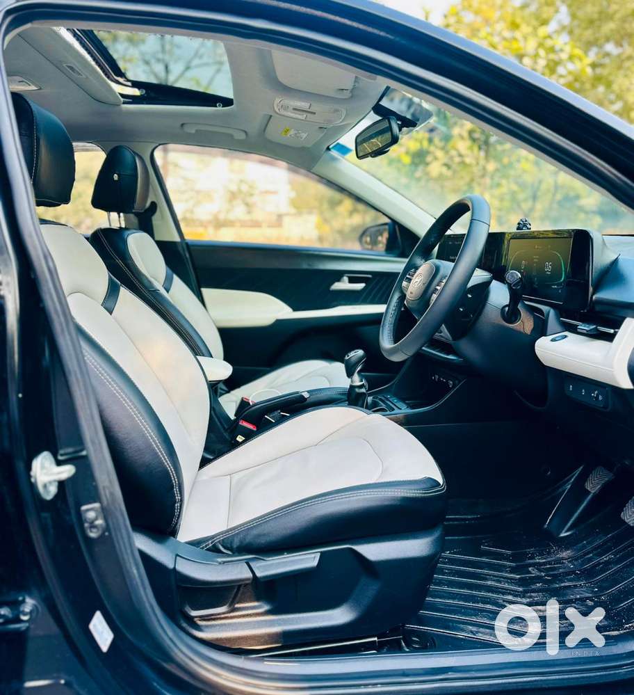 Hyundai Verna Crdi Vgt Sx 1.5, 2023, Petrol