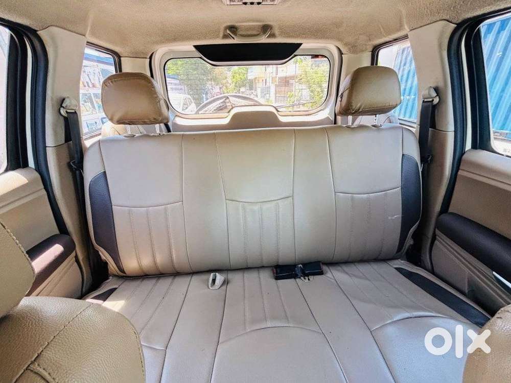 Mahindra Tuv 300 T8, 2017, Diesel