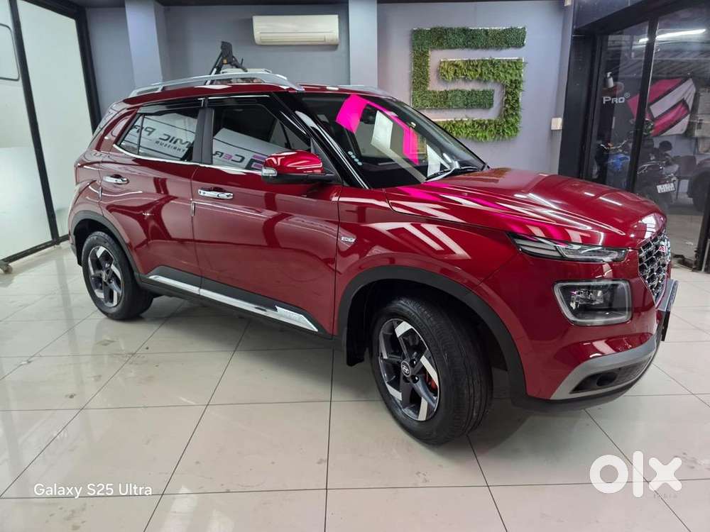Hyundai Venue Sx Plus Dct Turbo 2021 Petrol Well Maintained