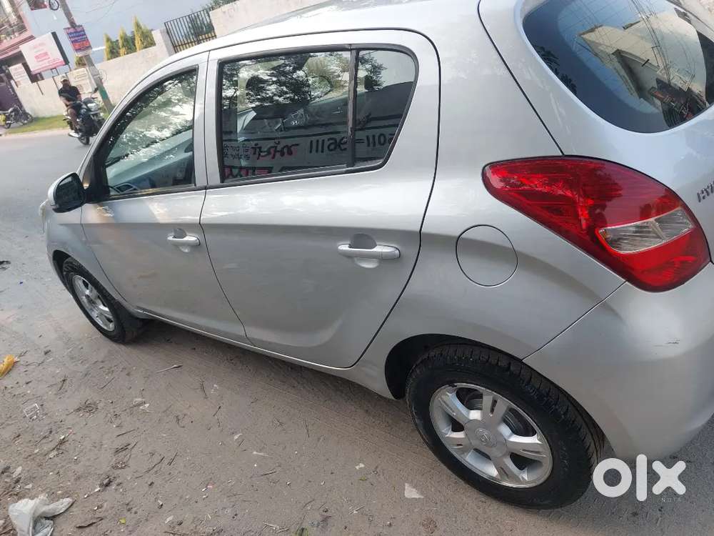 Hyundai I20 Sportz 2011