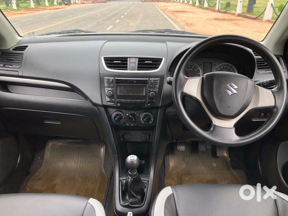 Maruti Suzuki Swift Vxi 1.2 Abs Bs-iv, 2017, Petrol