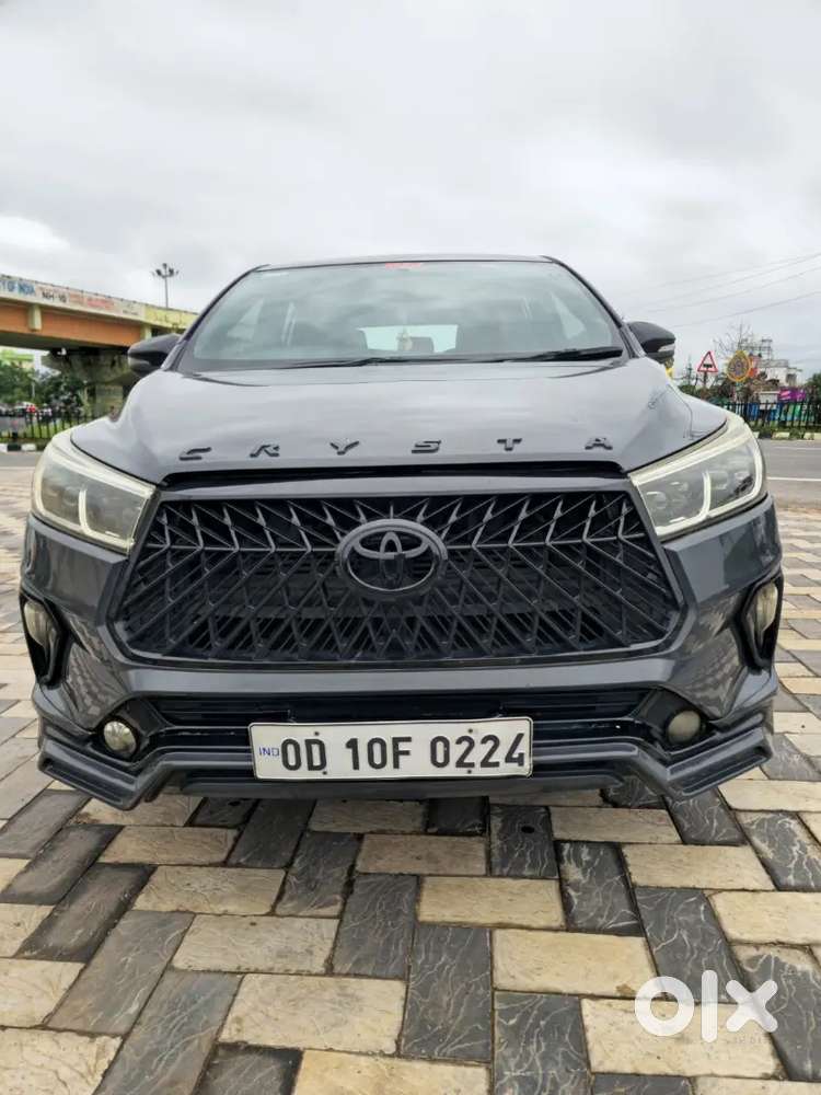 Toyota Innova Crysta 2016