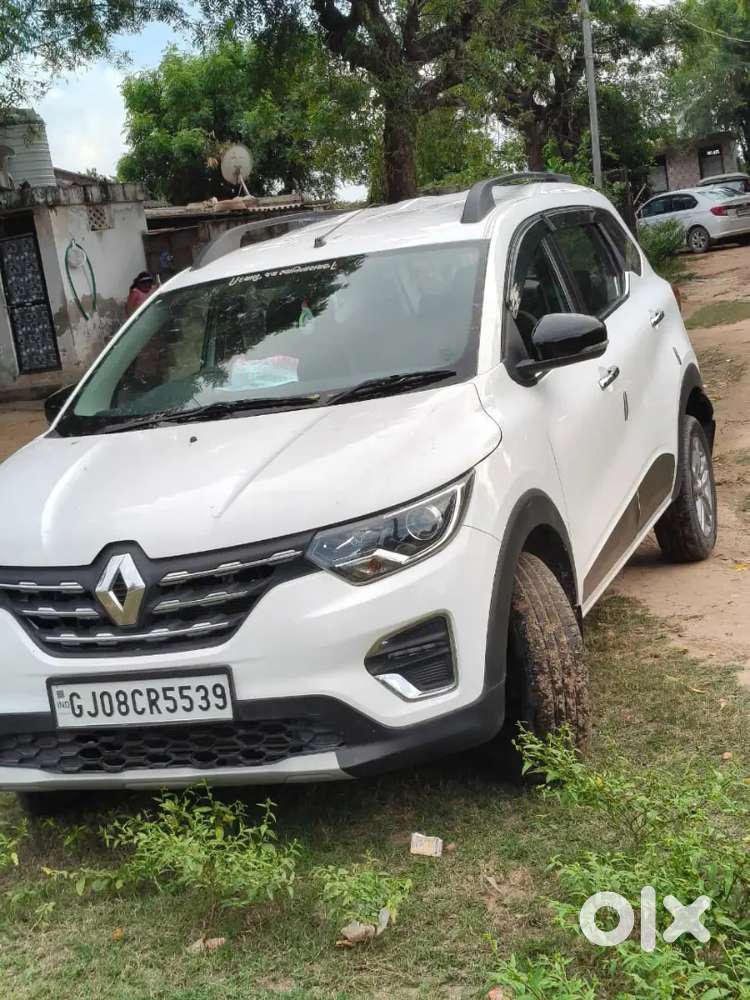 Renault Triber Rxz 2023 मॉडल