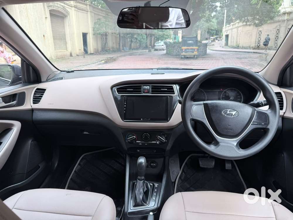 Hyundai Elite I20 1.2magna Executive At, 2018, Petrol