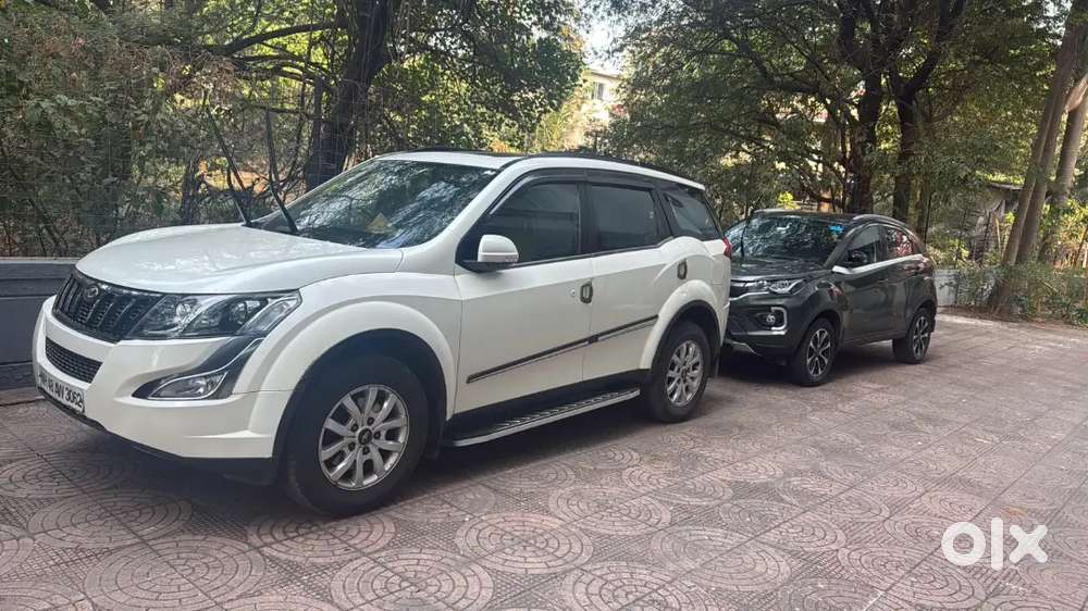 Mahindra Xuv500 2017 Diesel Manual Pearl White Top Model