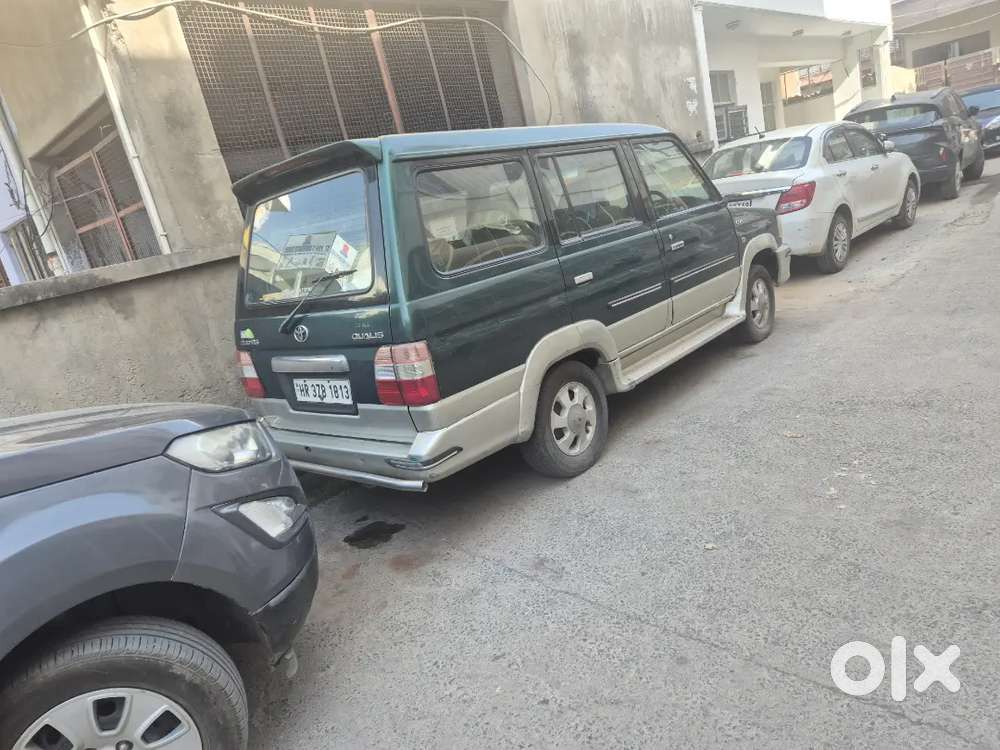 Toyota Qualis 2004 Diesel Well Maintained