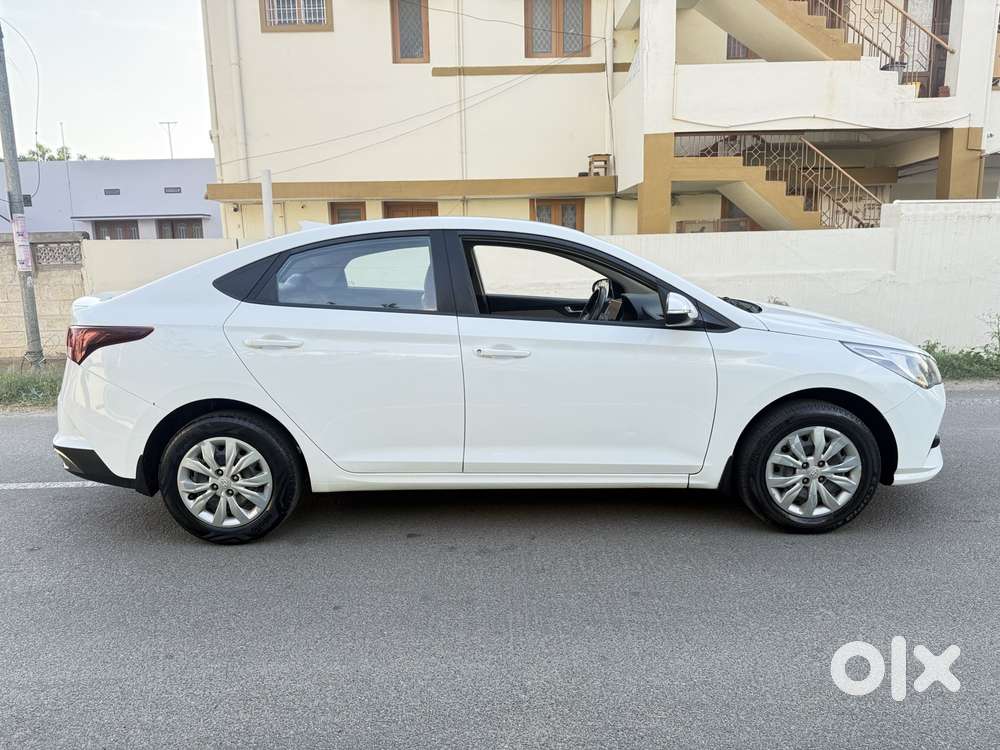 Hyundai Verna 1.5 S Vtvt, 2020, Petrol