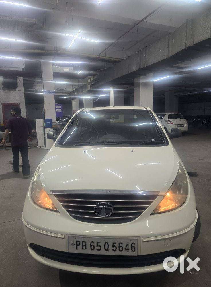 Tata Indica Vista Aura Plus 1.3 Quadrajet, 2012, Diesel