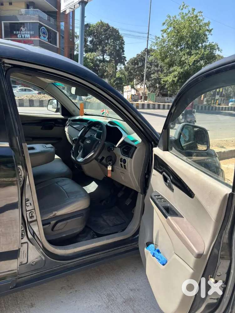 Mahindra Kuv 100 K8 Best Condition Car