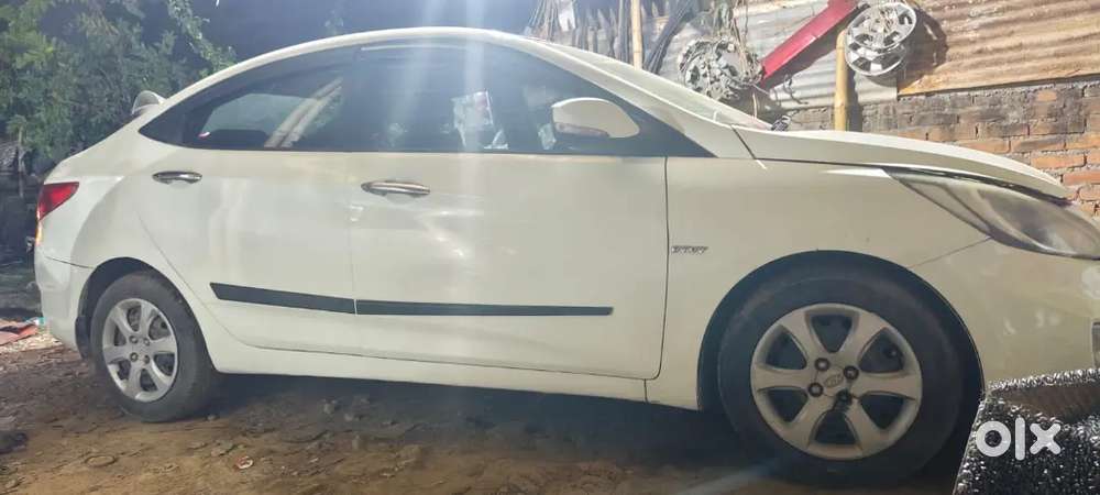 Hyundai Verna Petrol 1year Valid