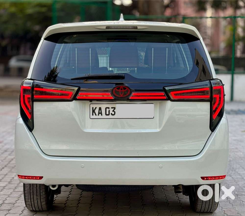 Toyota Innova Crysta