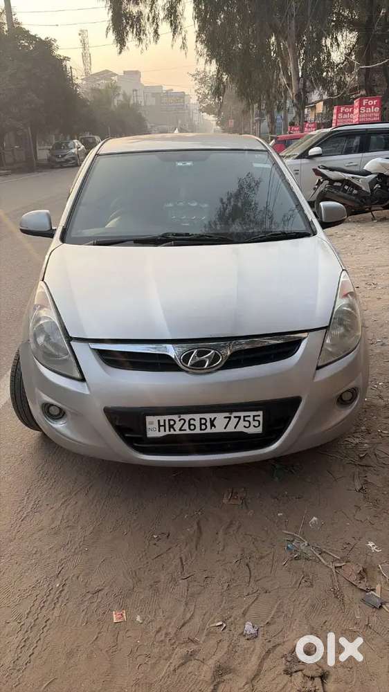 Hyundai I20 Sportz 2011