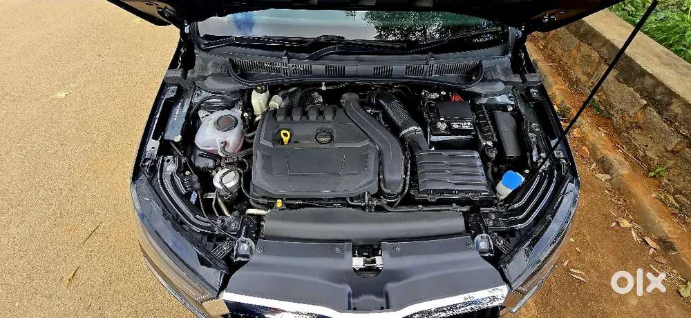Skoda Slavia Style Tsi 2025 Automatic 1.5l