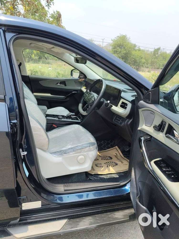 Mahindra Xev 9e Pack Three (top Model), 2025, Electric