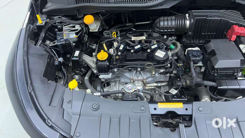 Tata Altroz 1.2 Xz Plus Dark Edition, 2022, Petrol