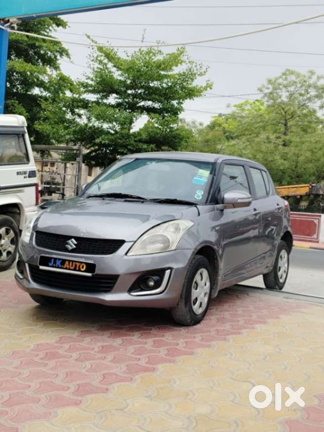 Maruti Suzuki Swift Vxi + Manual, 2015, Petrol