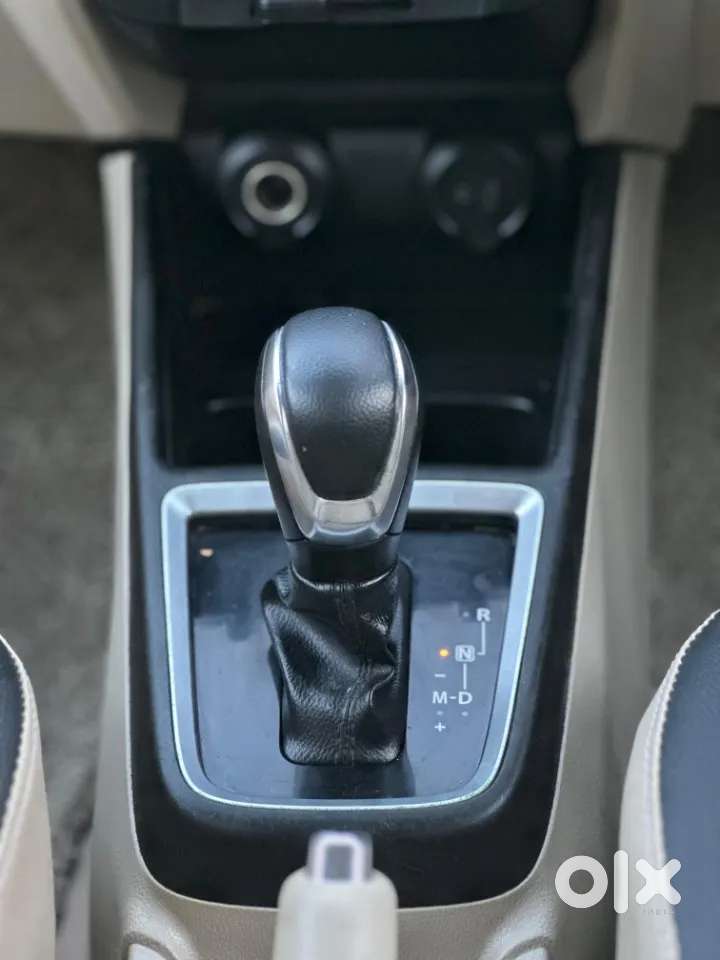 Maruti Suzuki Swift Dzire Amt Vxi, 2017, Petrol