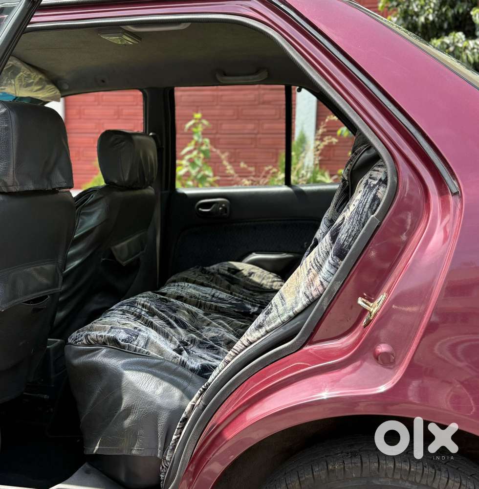 Maruti Suzuki Esteem Vx, 1998, Petrol