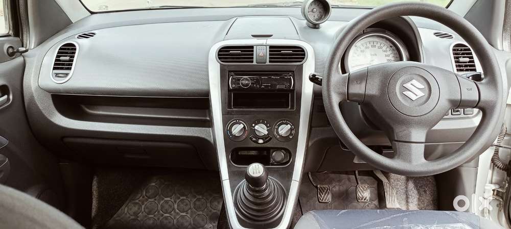 Maruti Suzuki Ritz Vxi, 2010, Petrol