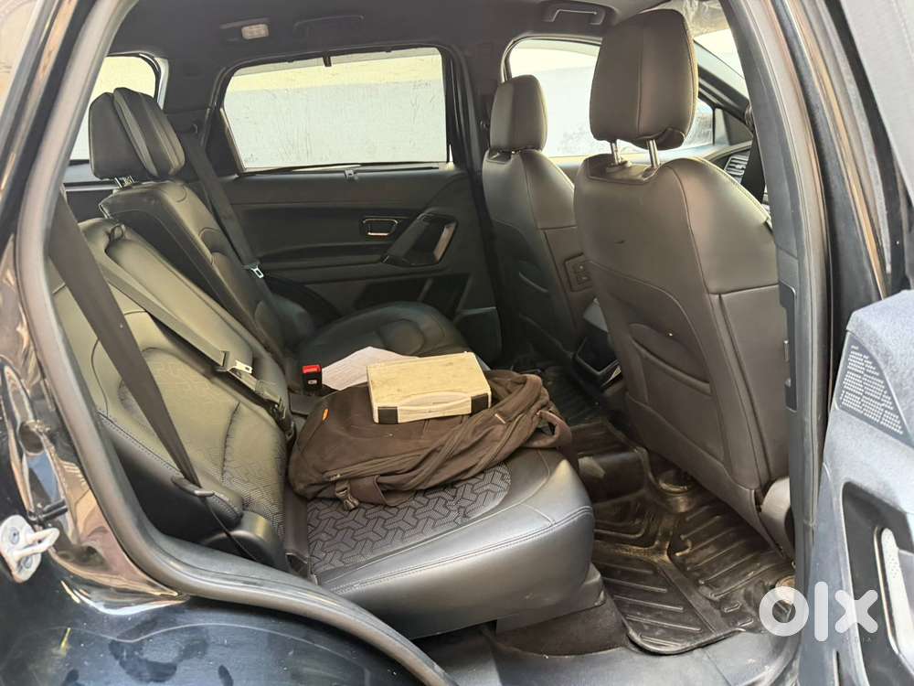 Tata Safari Accomplished X Plus 7 Str Dark Edition At, 2024, Diesel
