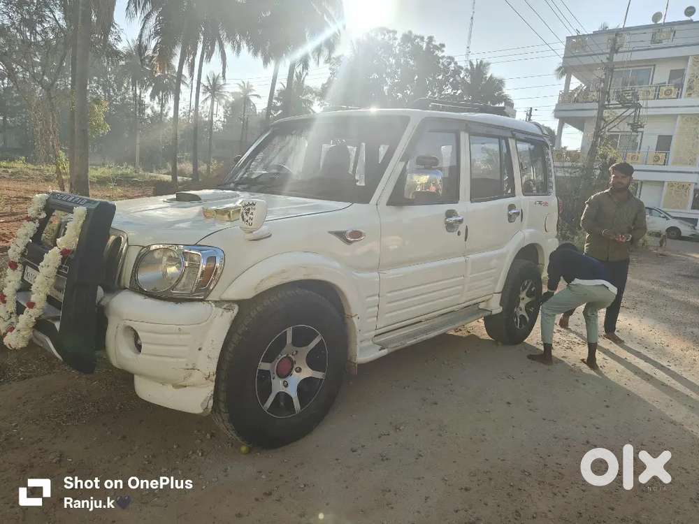 Mahindra Scorpio Classic 2006 Diesel 230000 Km Driven