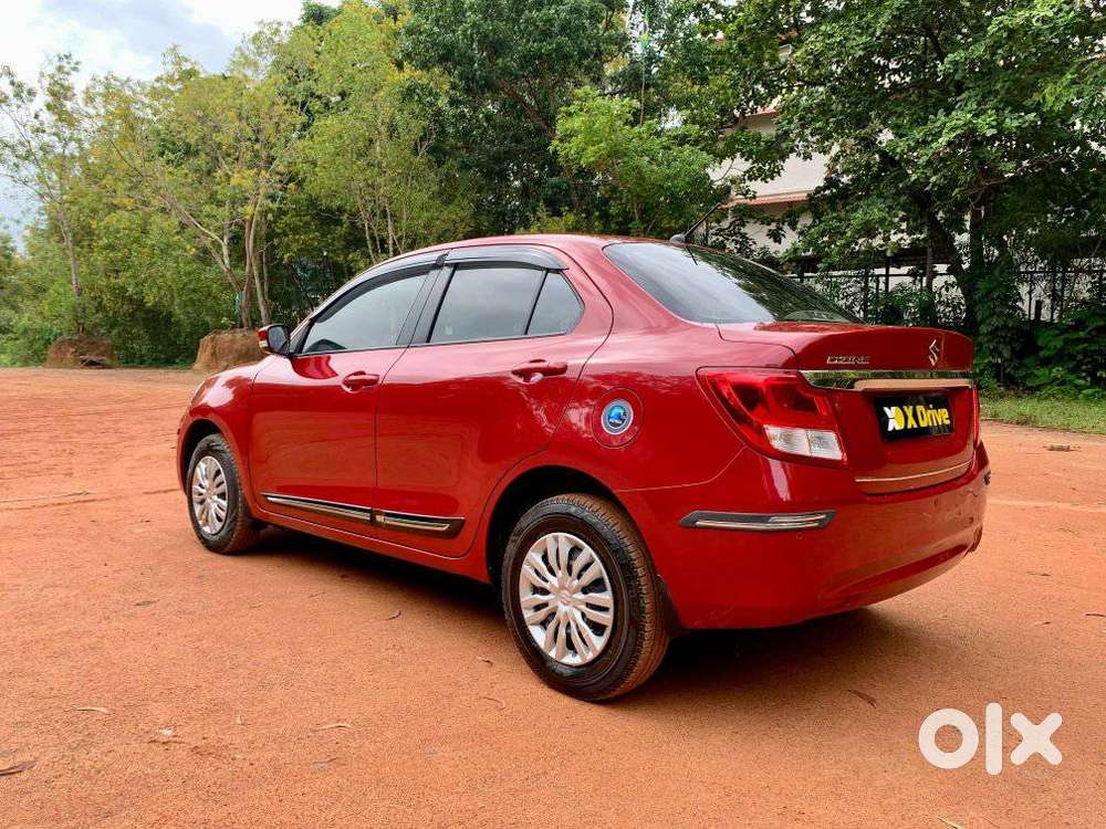 Maruti Suzuki Dzire Vxi Ags, 2022, Petrol